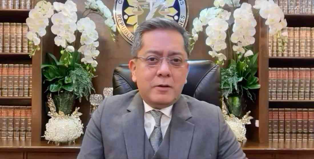 Comelec chief warns ‘maleta boys’ may face oral defamation over suitcase scheme allegations