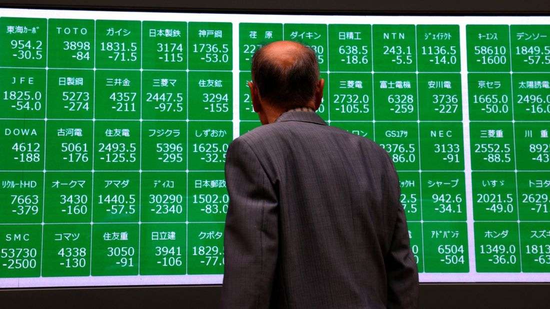 Stocks drop as AI rally pauses, US-Iran peace talks stall