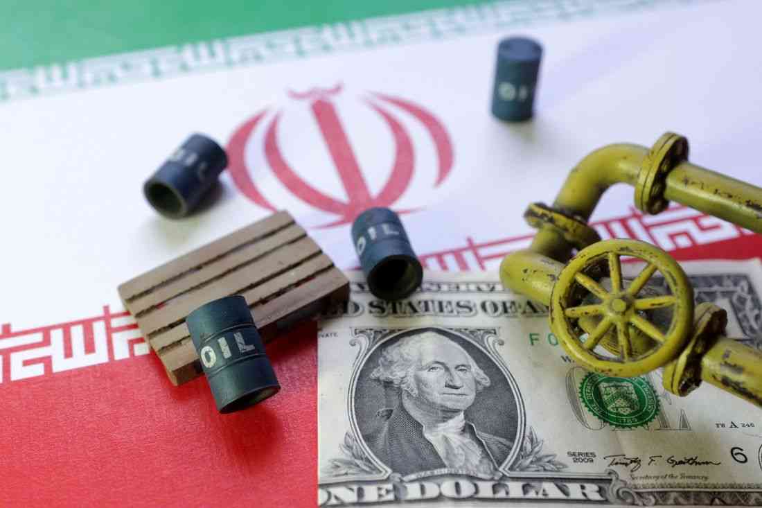 Oil little changed as investors weigh US-Iran peace deal, Hormuz uncertainty