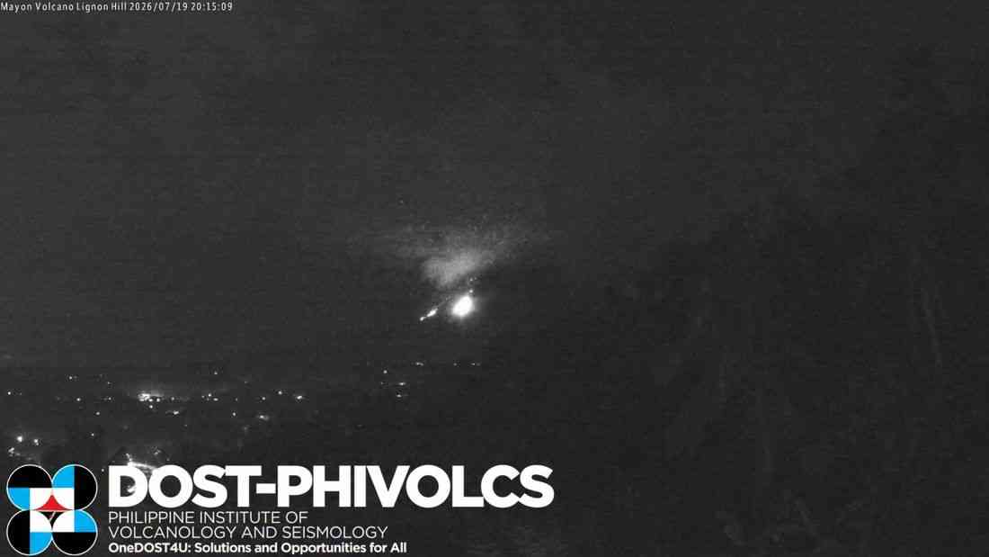 Lava effusion with PDCs observed at Mt. Mayon Sunday night — PHIVOLCS