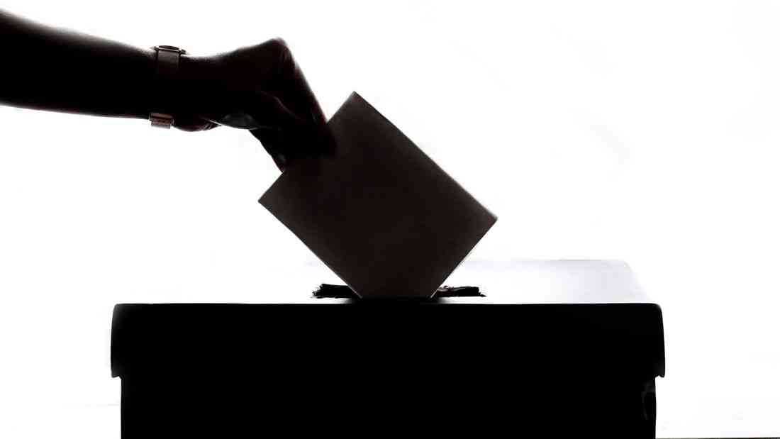 Senate approves bill seeking barangay, SK official term extension on second reading