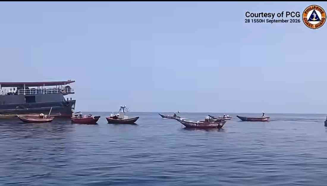 PCG drives away Chinese maritime militia vessel, 24 boats near Kota Island