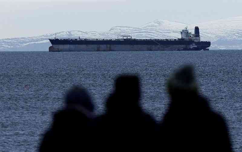 Oil surges 6%, Brent and US crude both surpass $100 on more tanker attacks