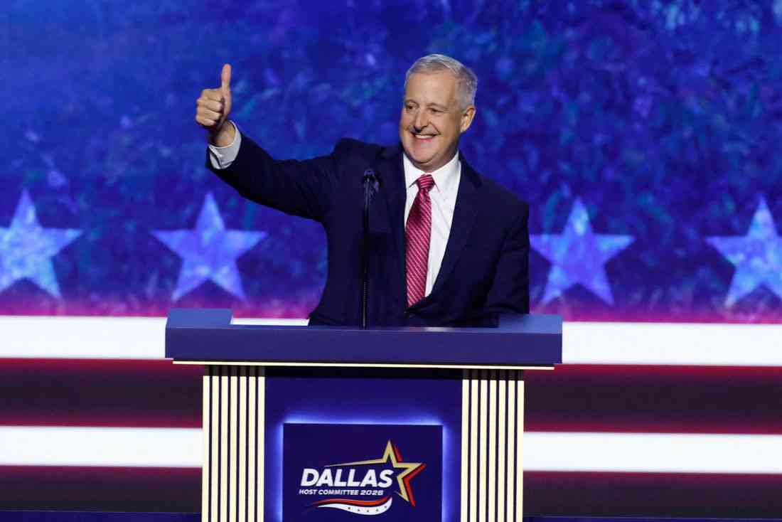 Republicans tie midterm hopes to Trump, calling Democrats 'dangerous, radical and weird'