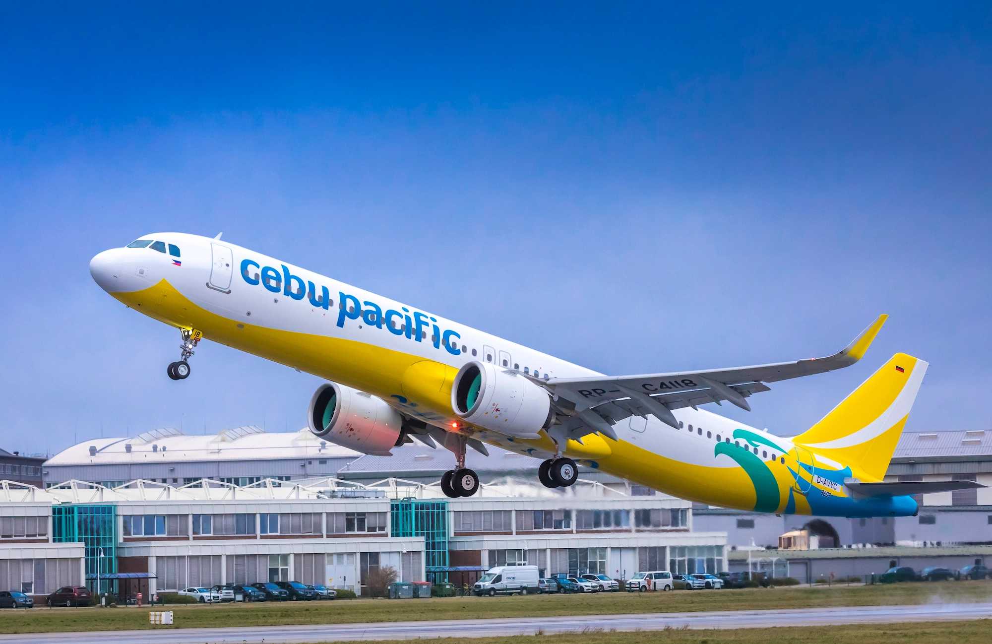 Cebu Pacific, CAAP looking into pilot's post against Robredo