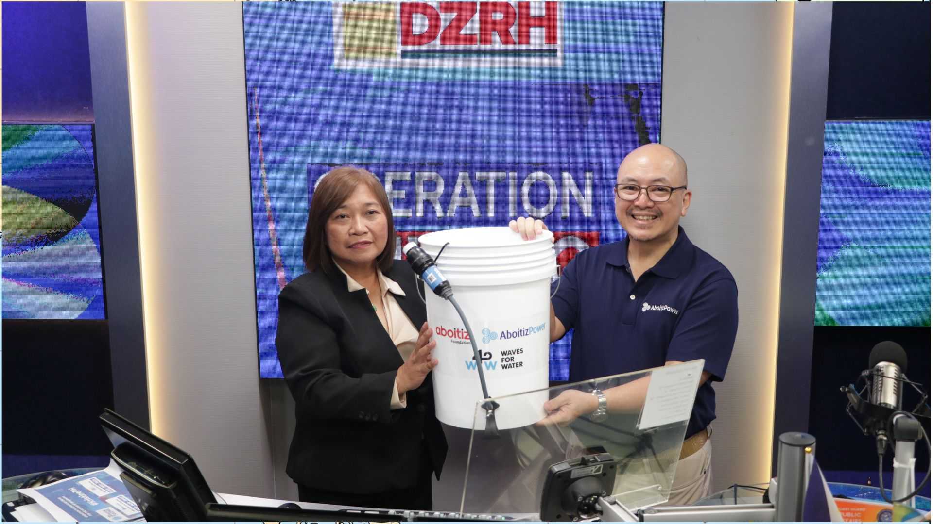 Aboitiz Power donates 300 water filtration buckets to Operation Tulong