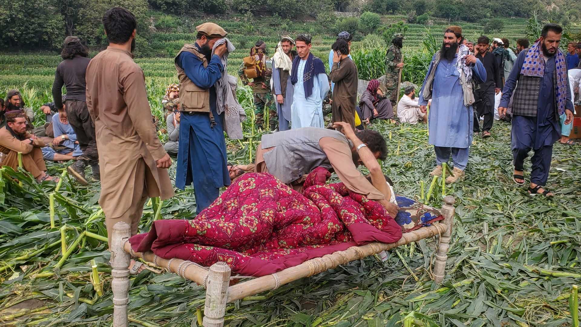 Afghanistan earthquake kills 800, injures 2,800, Taliban asks world for help