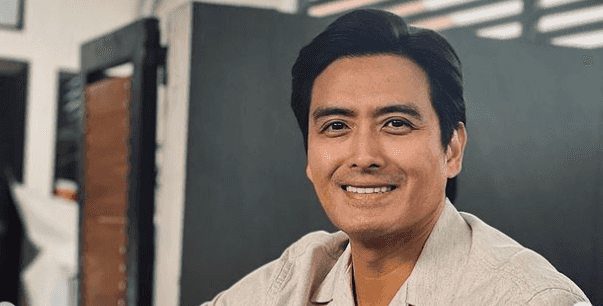 Alfred Vargas starts class for his doctoral degree