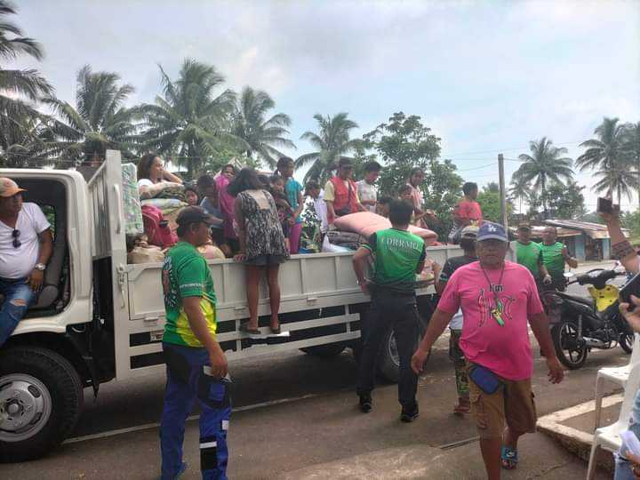 Nearly 2,000 evacuated so far from restive Mayon's danger zone