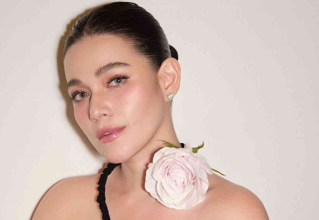 Bea Alonzo deletes photos with Dominic Roque on Instagram