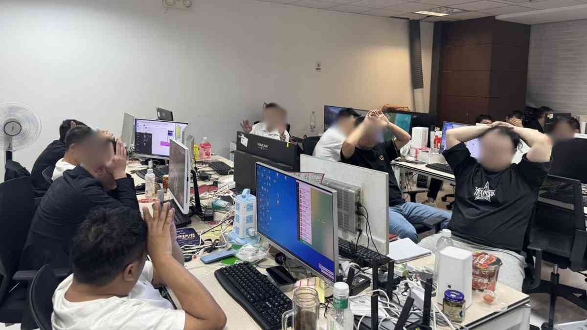BI nabs 31 foreign nationals in Makati scam hub raid