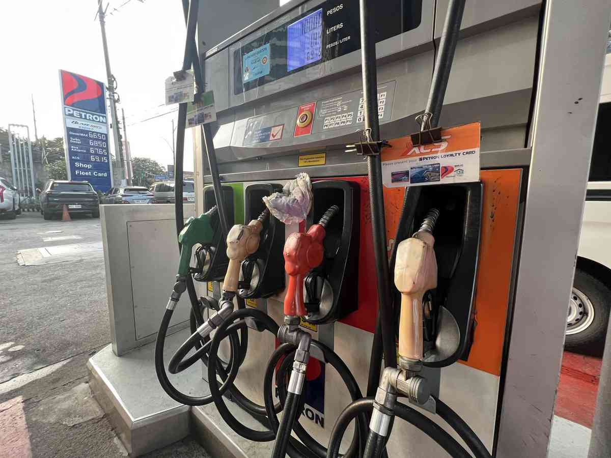 Big-time fuel price rollback expected on Holy Tuesday