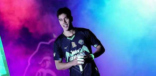 Bryan Bagunas signs with HD Spikers