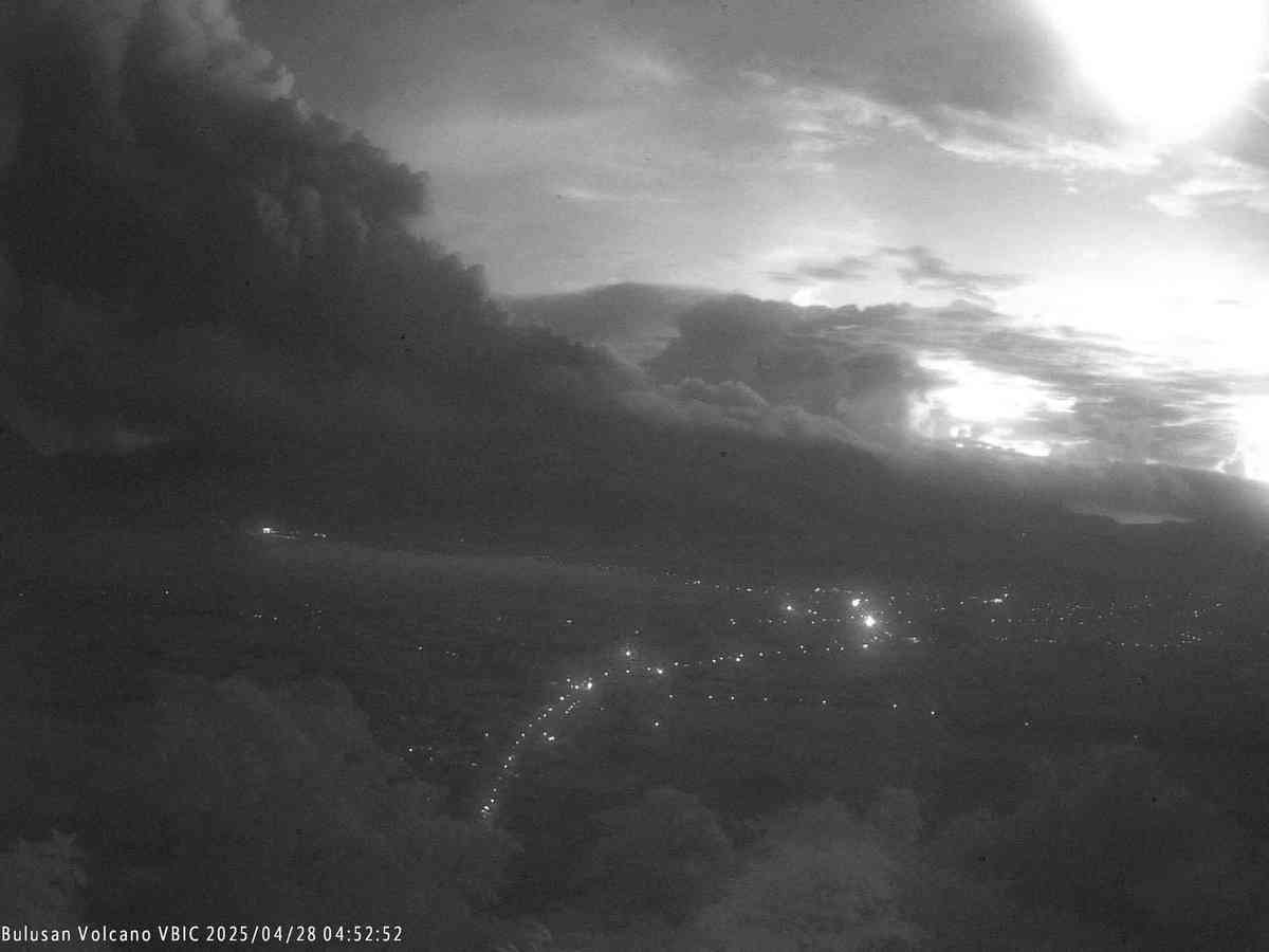Bulusan Volcano erupts Tuesday evening, says PHIVOLCS