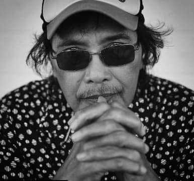 Carlo J. Caparas, comic strip creator and film director, dies
