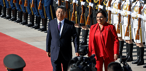 China's Xi says willing to begin free trade talks with Honduras