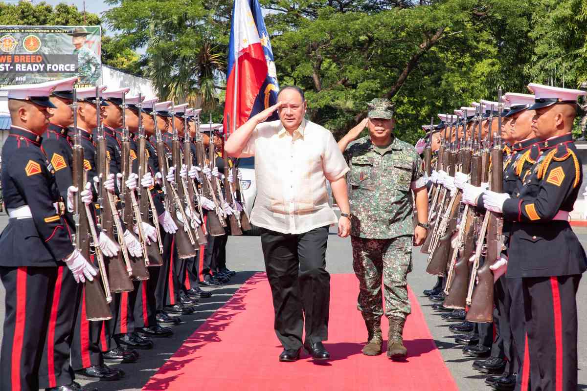 China threats to arrest Filipino seafarers in WPS; a "provocation" — Teodoro