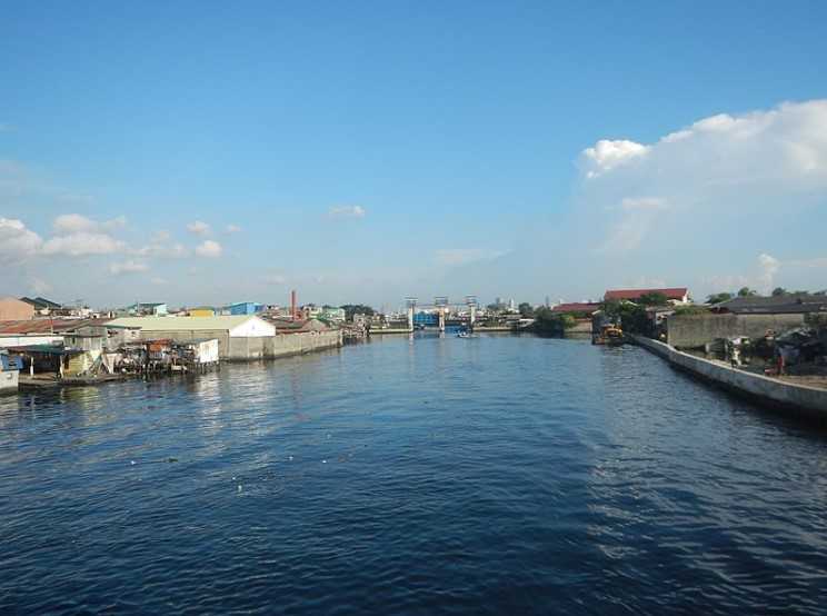 Cities Navotas, Malabon suspend classes on Monday due to high tide