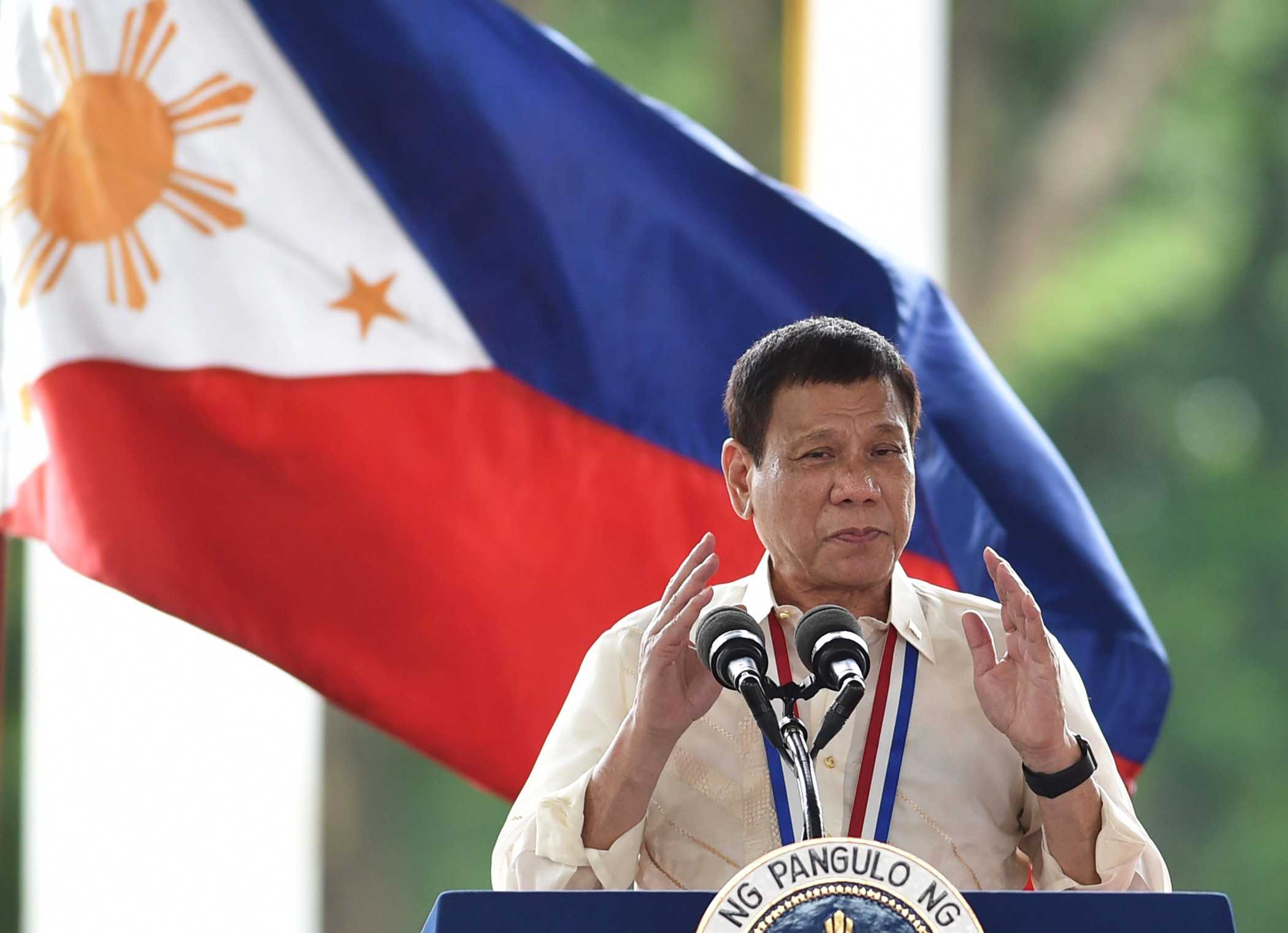 Ex-president Duterte 'shrugs off' ICC decision to resume probe vs. 'drug war'