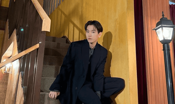 EXO's Baekhyun sets up I&B100, recruits fellow members Chen, Xiumin