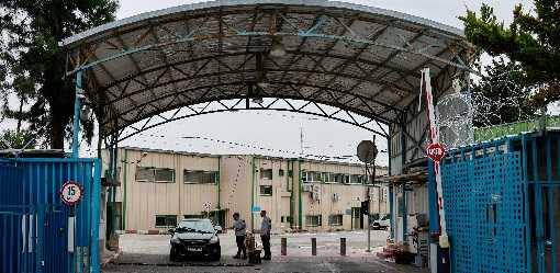 Explainer-What are the legal questions raised by Israel's ban on UN Palestinian aid agency UNRWA?