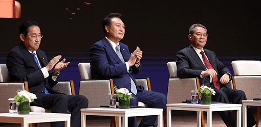 Factbox-South Korea, China, Japan joint declaration after first summit in four years