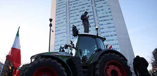Farmers block Dutch-Belgian border as protests spread across Europe