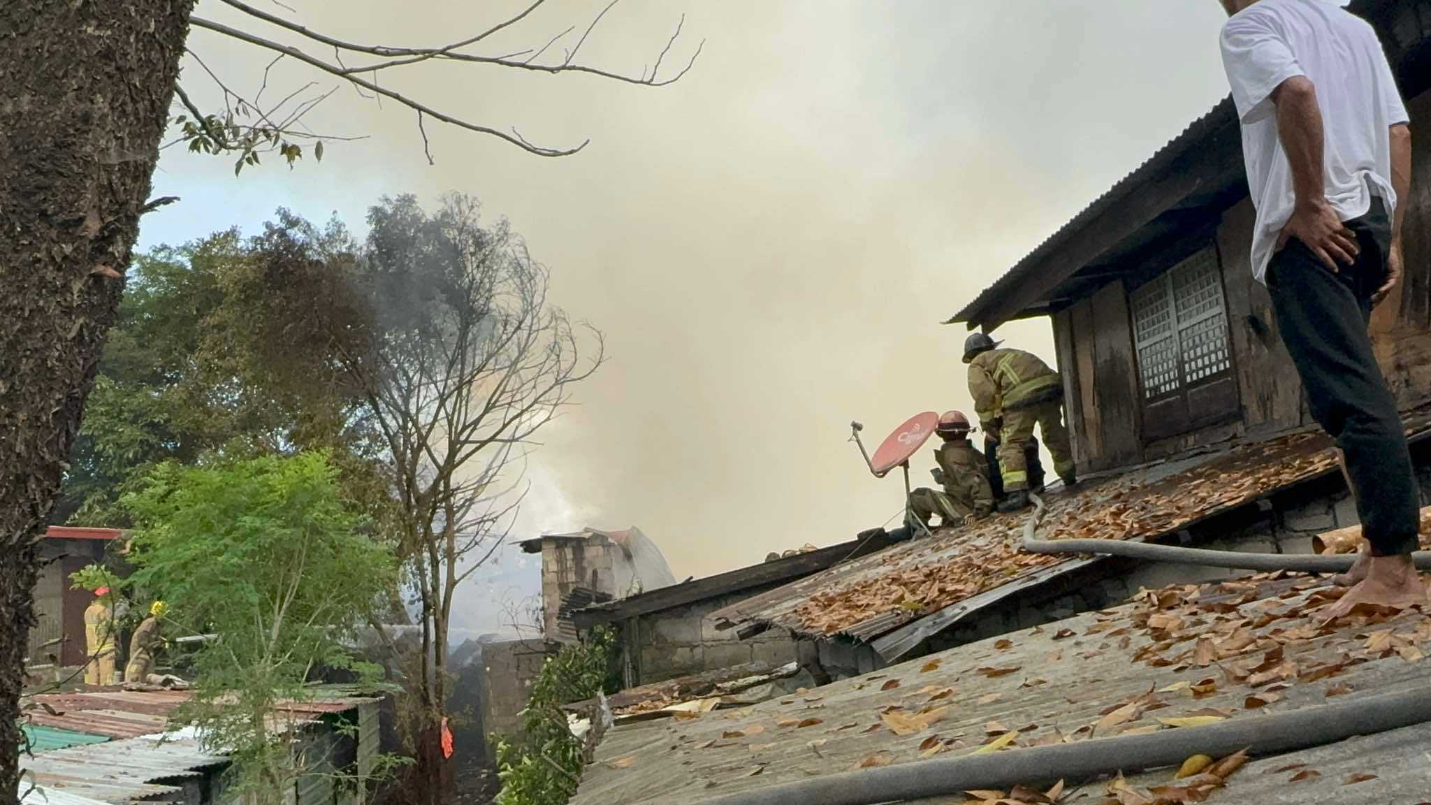 Fire breaks out in residential area of QC's UP Campus, Old Balara