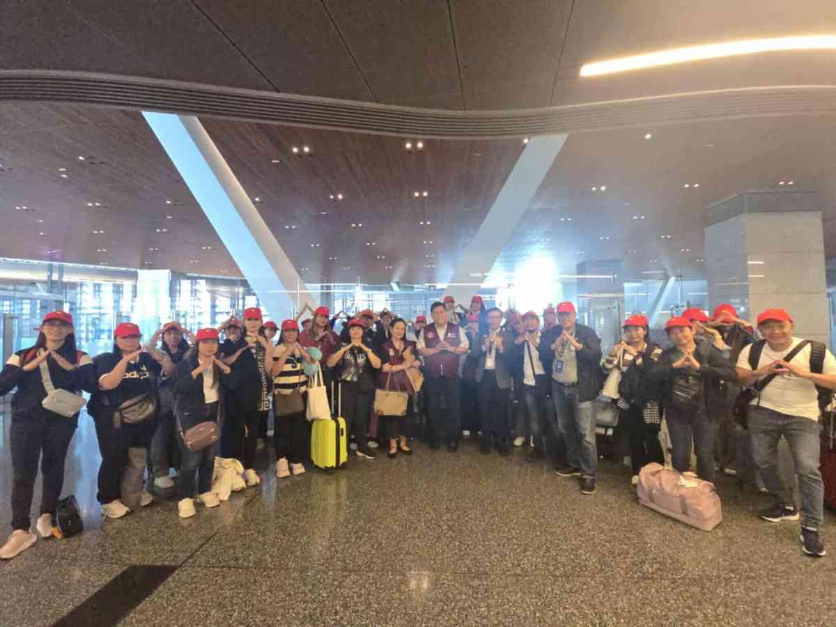 First batch of Filipino repatriates continue journey home