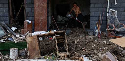 Floods hit China's grain belt as storms following Doksuri head northeast