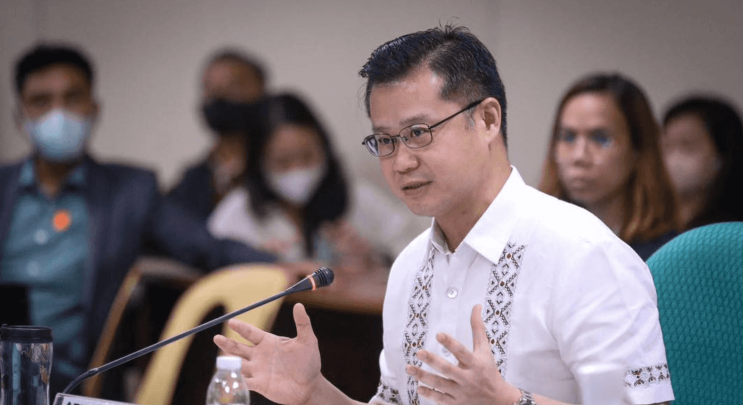 Gatchalian raises concerns over BI's failure to stop entry of foreign fugitives