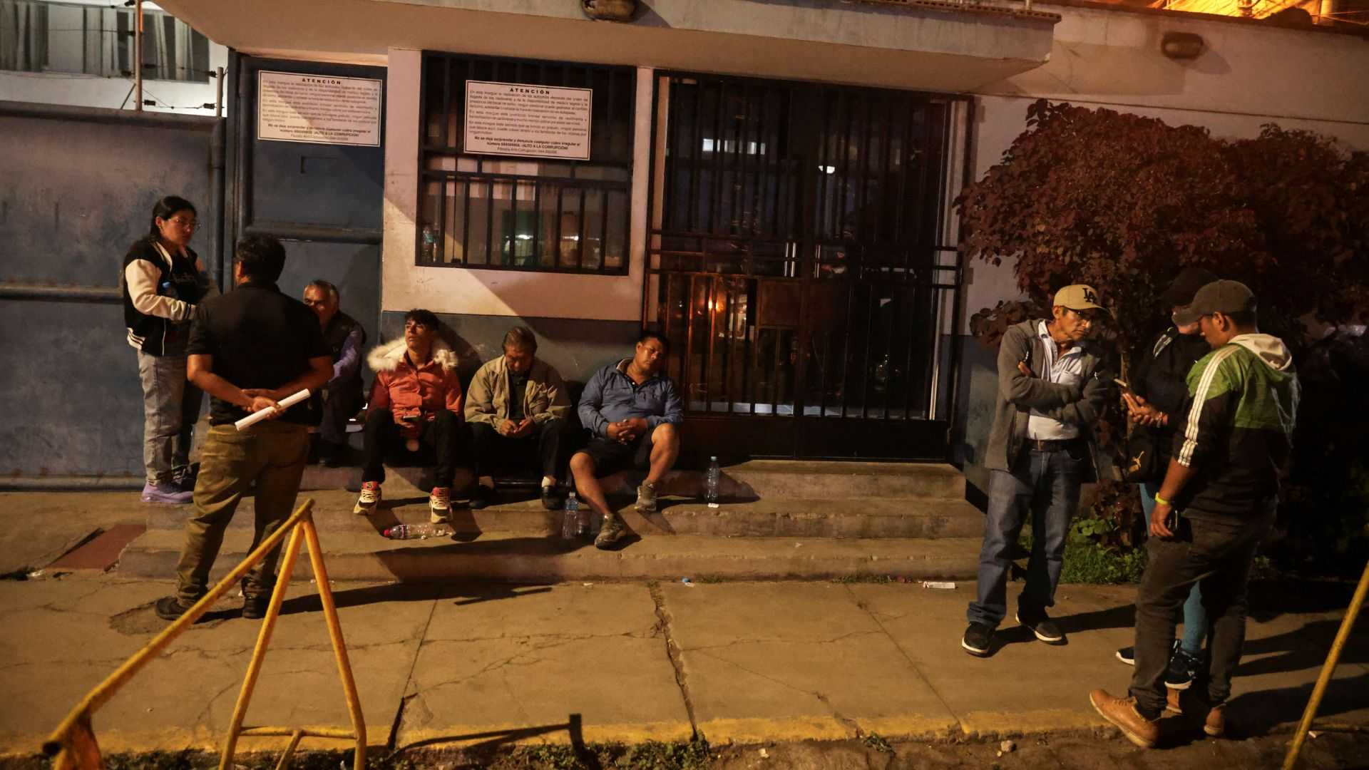 Gold mining suspended in Peru's north after 13 miners killed