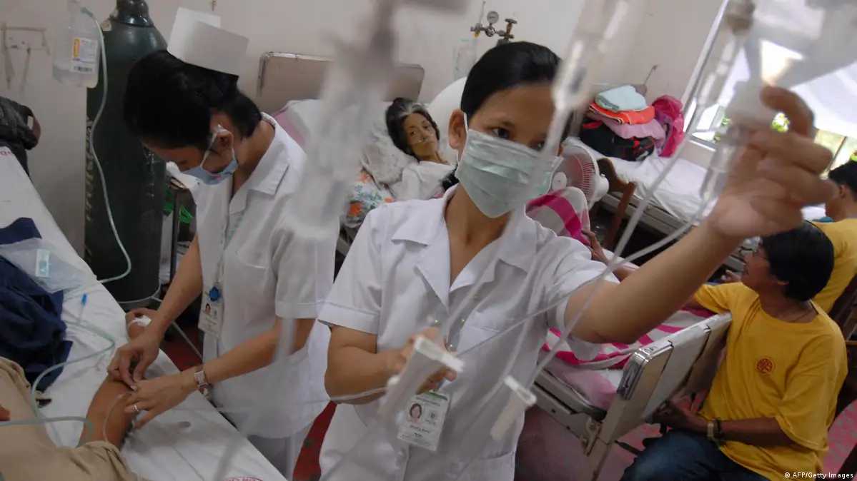 Herbosa to form nat’l nursing advisory council for underpaid Pinoy nurses