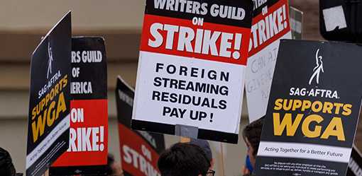 Hollywood actors extend contract talks, temporarily averting strike