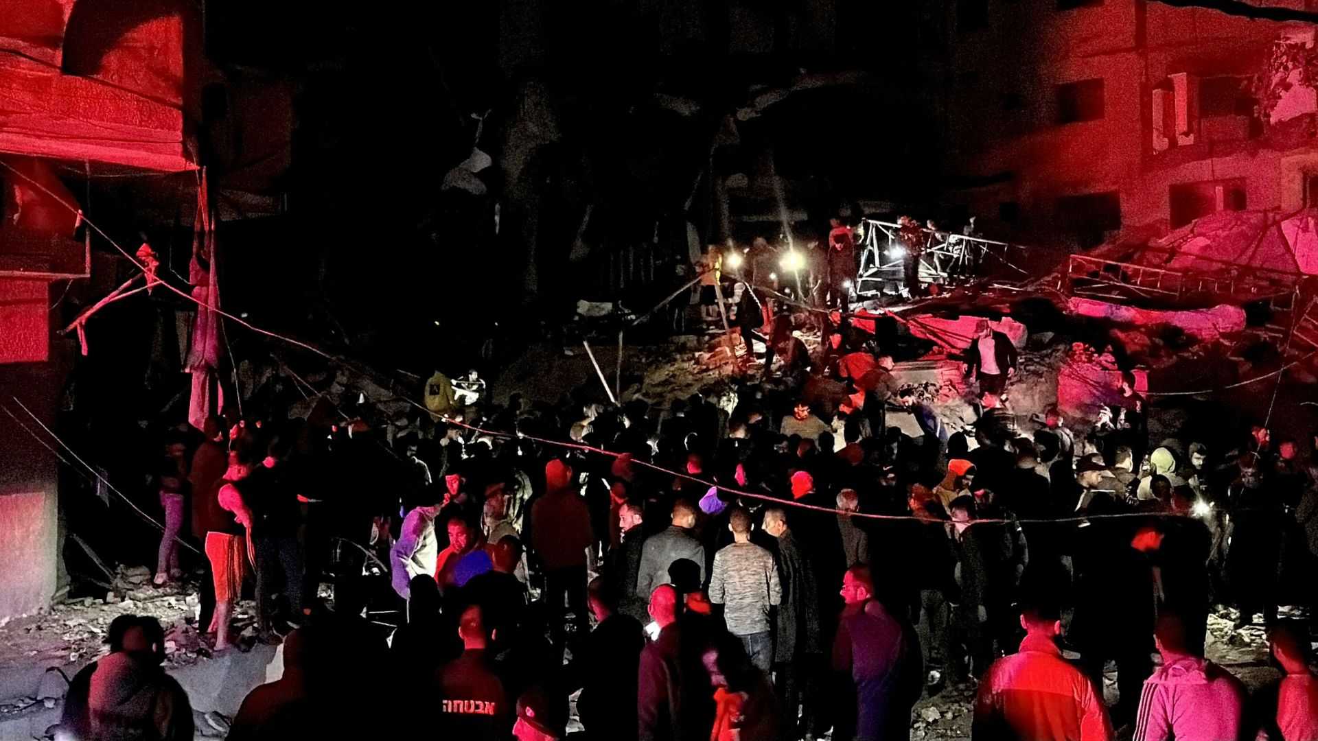 Israel kills at least 66 Palestinians in Gaza, strikes post office used as shelter