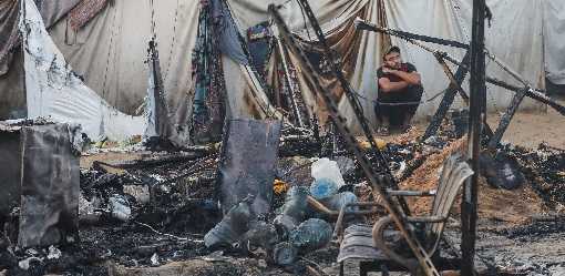 Israeli tanks deepen their push into the northern Gaza Strip