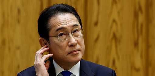 Japan seeks to work with South Korea, Philippines to boost regional security