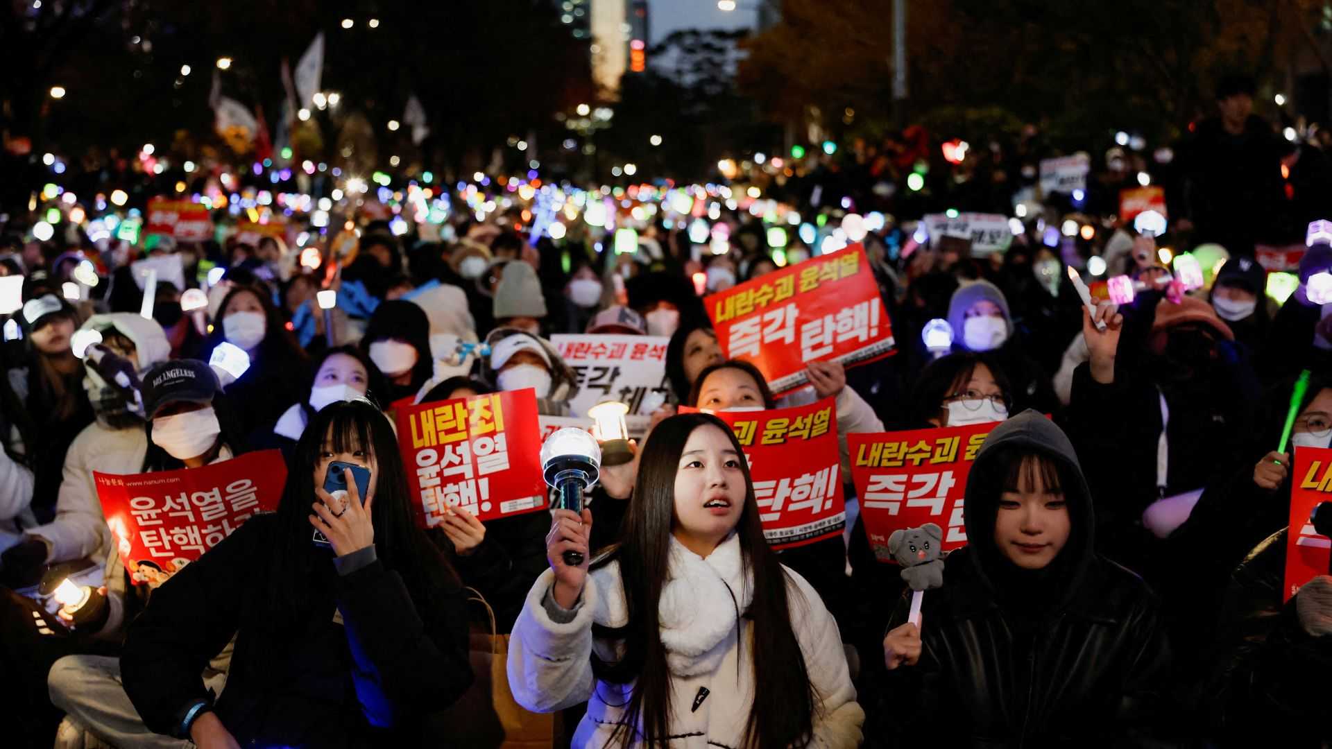 K-pop light sticks fire up impeachment protests in South Korea