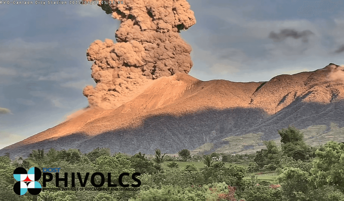 Kanlaon Volcano erupts, spews 4-km-high 'voluminous bent plume'