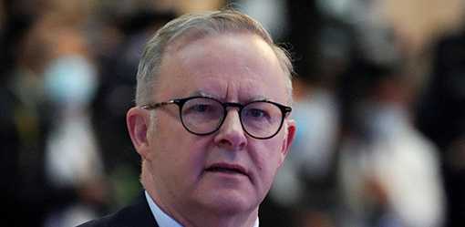 Labor party takes power in 'fresh start' for Australia's biggest state