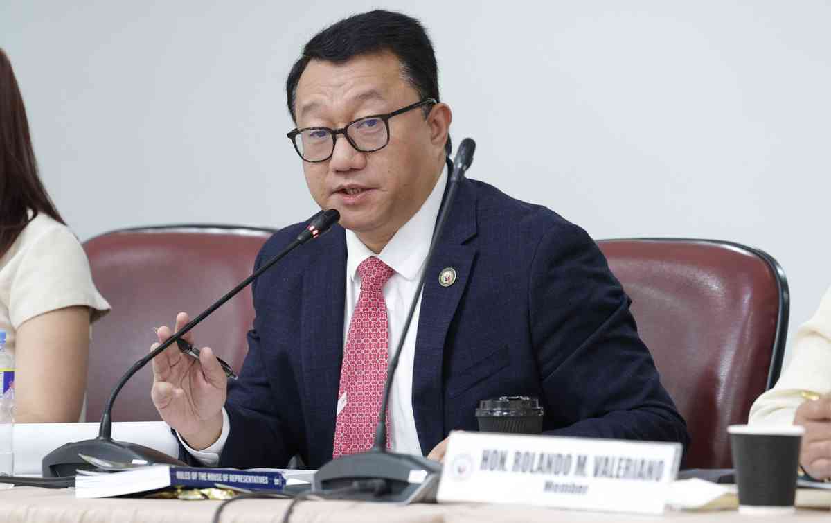 Lawmaker pushes for DOJ to issue a lookout bulletin against 6 subpoenaed OVP officers