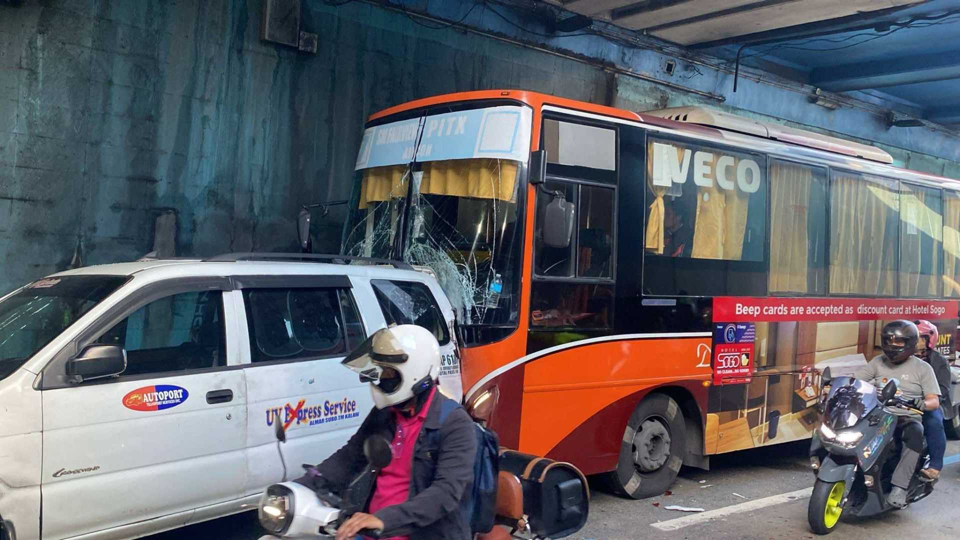 LTFRB issues show cause order vs bus operator, 2 vehicles involved in QC tunnel road crash