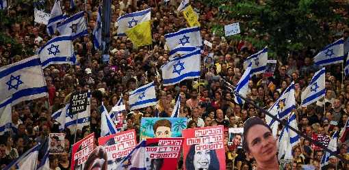 Massive protests hit Israel after six hostages killed in Gaza