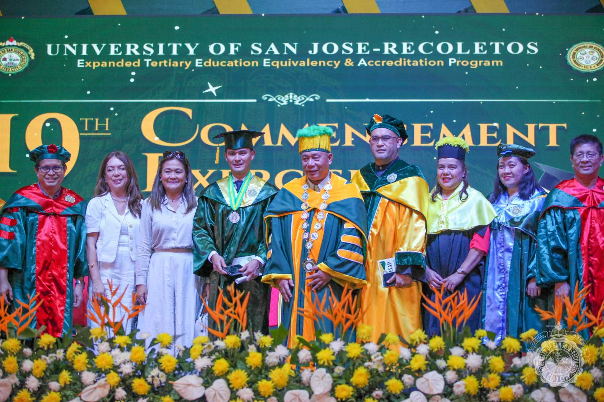 Matteo Guidecelli completes college degree