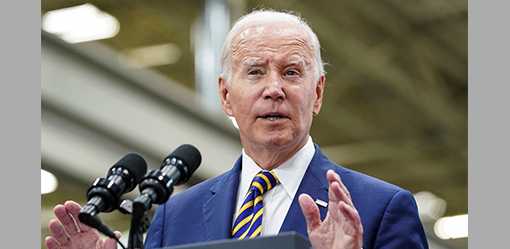 Maui's chief of emergency management resigns amid criticism