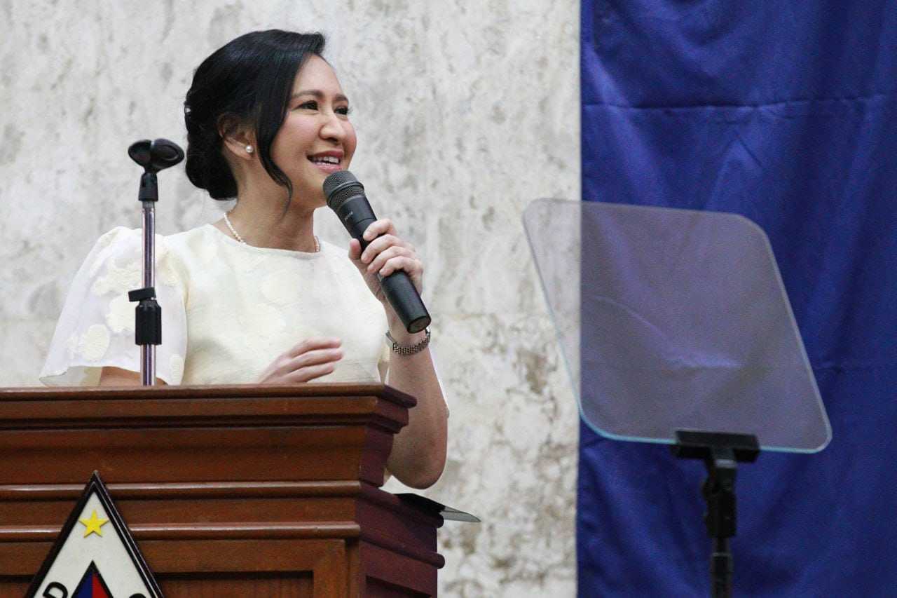Belmonte apologizes after MMDA enforcer stops traffic along Katipunan Avenue-Aurora Boulevard