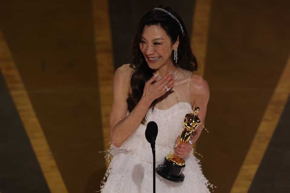 'First Asian Woman' Michelle Yeoh wins best actress Oscar for 'Everything Everywhere All at Once'