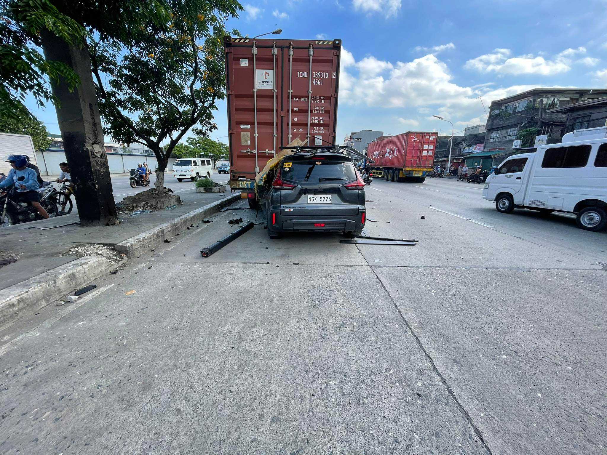 SUV driver dead after hitting trailer truck in Tondo road