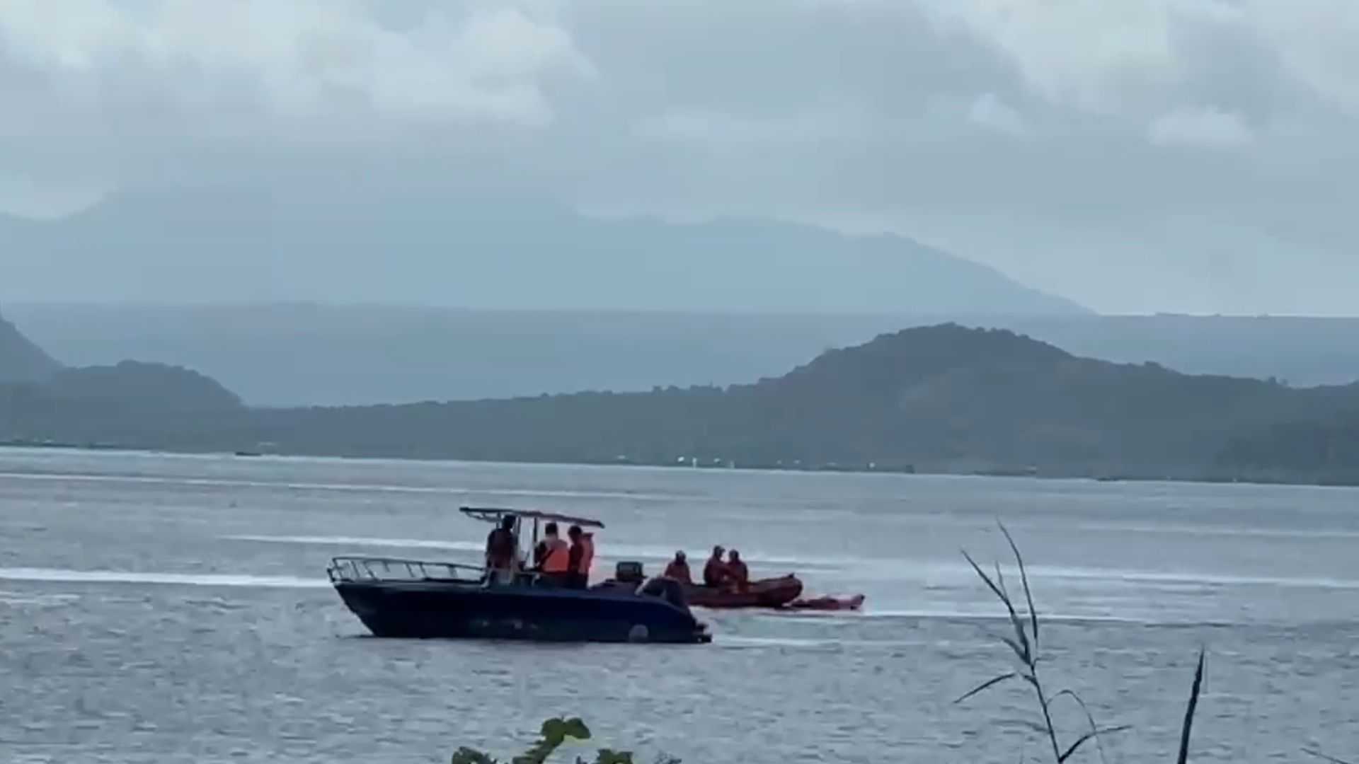 More sacks found by PCG divers as Taal Lake search ops for missing sabungeros continue