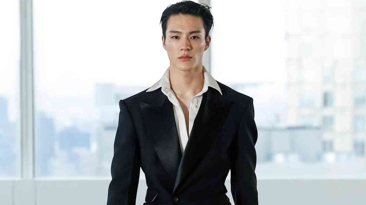 NCT Dream's Jeno Lee becomes 1st K-Pop star to open New York Fashion Week runway